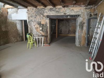 Maison - 300 m² - 5 pièces