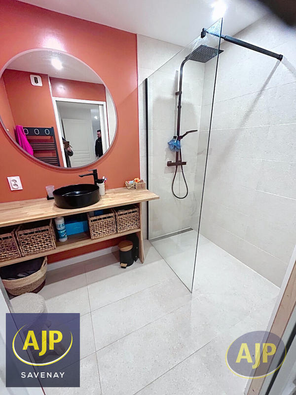 Appartement - 70 m² - 3 pièces