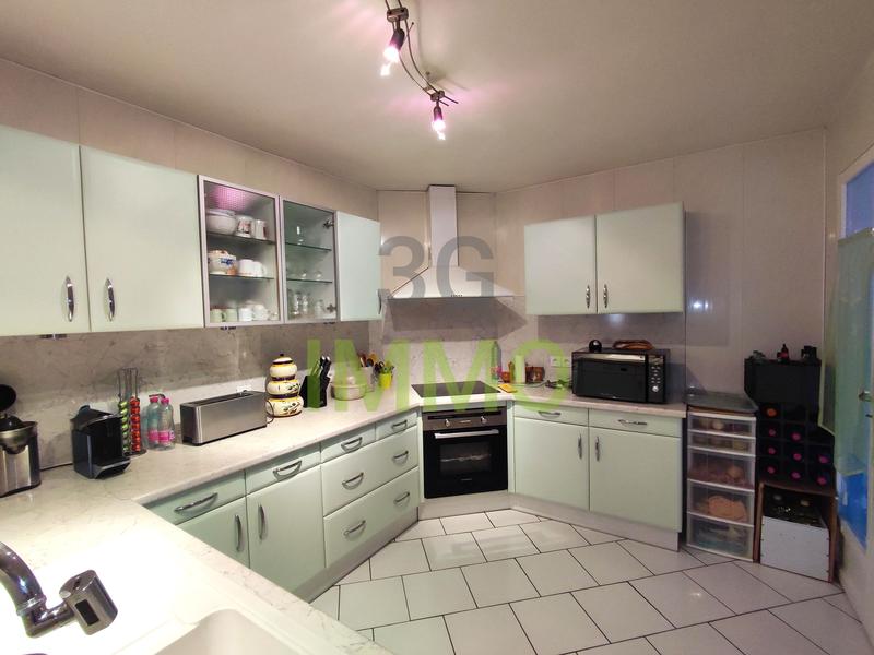 Maison - 120 m² - 5 pièces