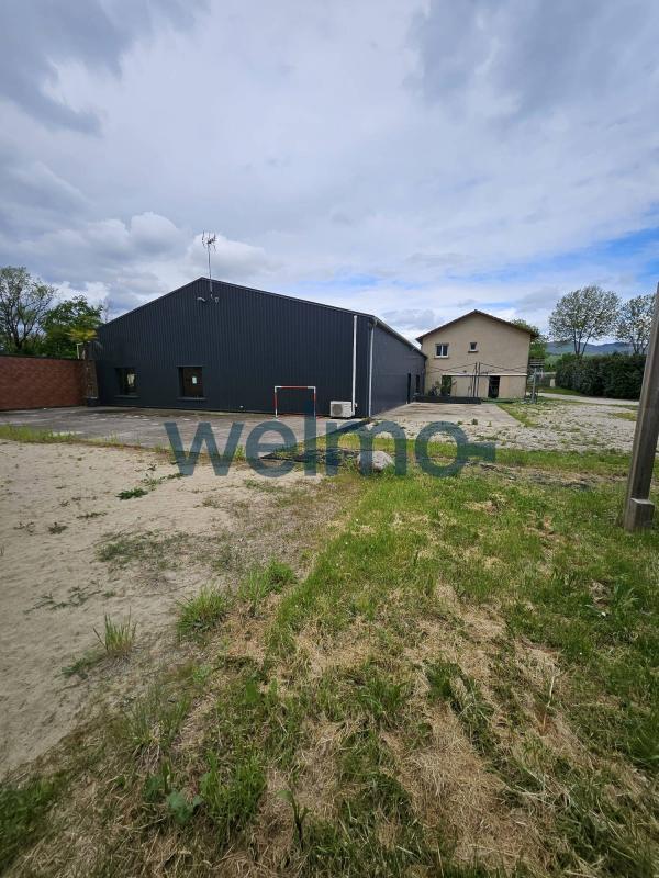 Local commercial - 612 m² - 10 pièces