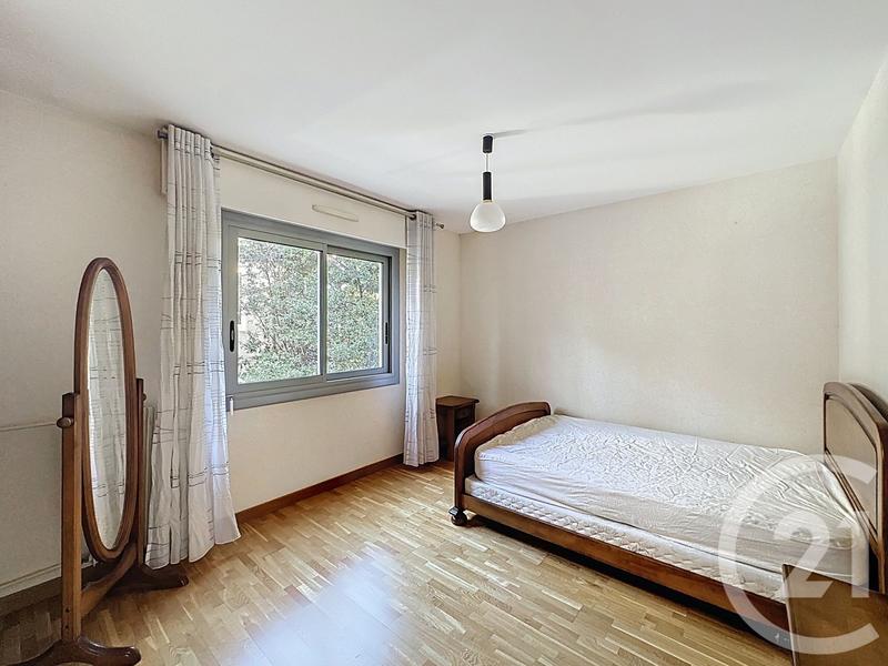 Appartement - 87 m² - 4 pièces