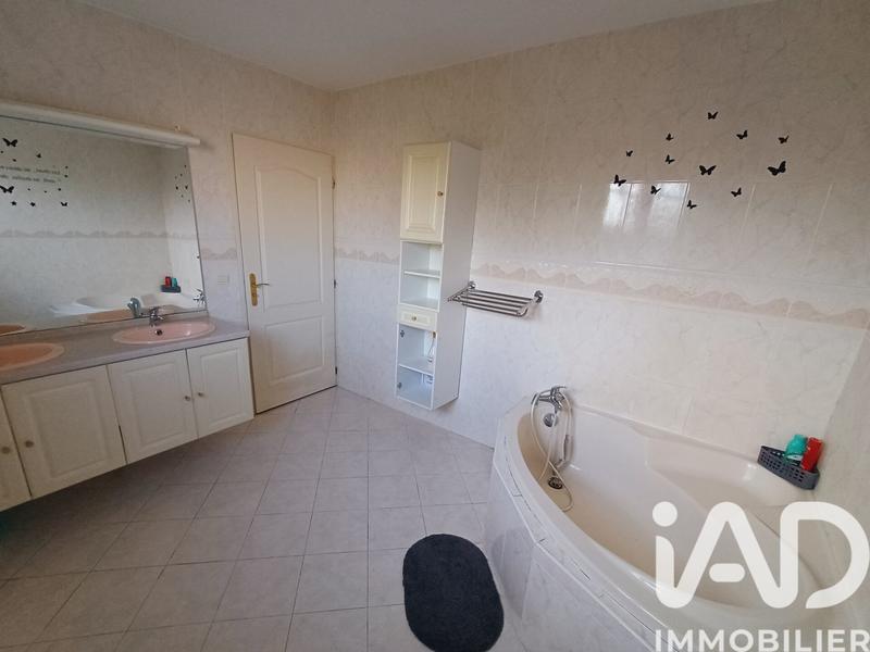 Maison - 155 m² - 8 pièces