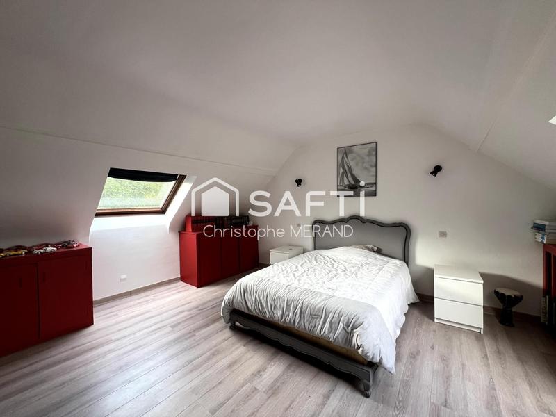 Maison - 153 m² - 8 pièces