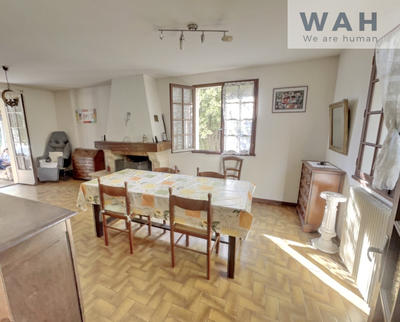 Maison - 90 m² - 4 pièces