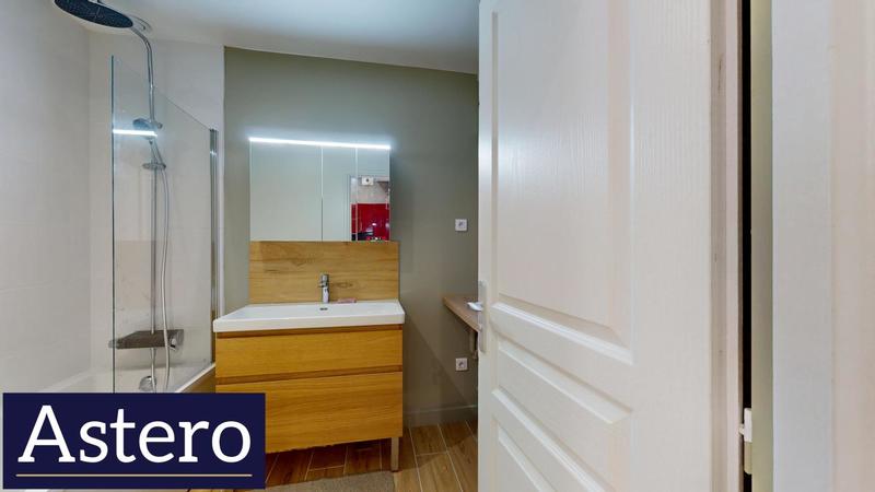 Appartement - 92 m² - 4 pièces