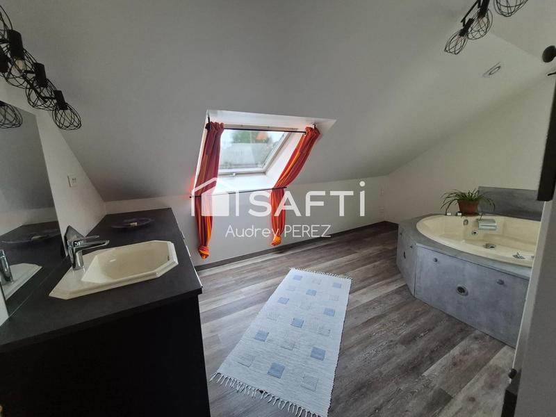 Maison - 167 m² - 7 pièces