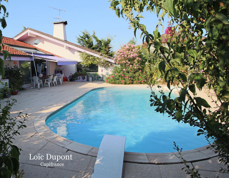 Maison - 160 m² - 7 pièces