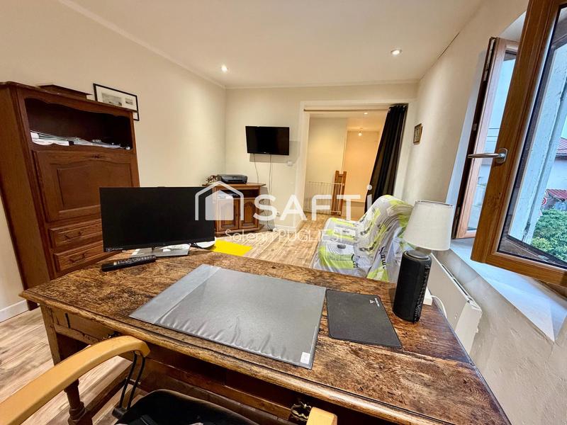 Maison - 105 m² - 4 pièces