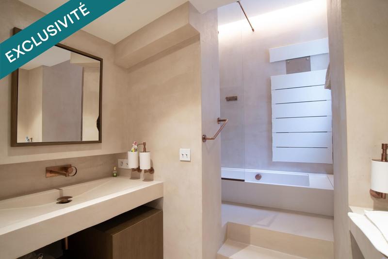 Appartement - 283 m² - 9 pièces