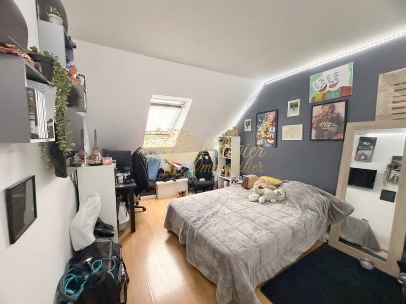 Appartement - 84 m² - 4 pièces