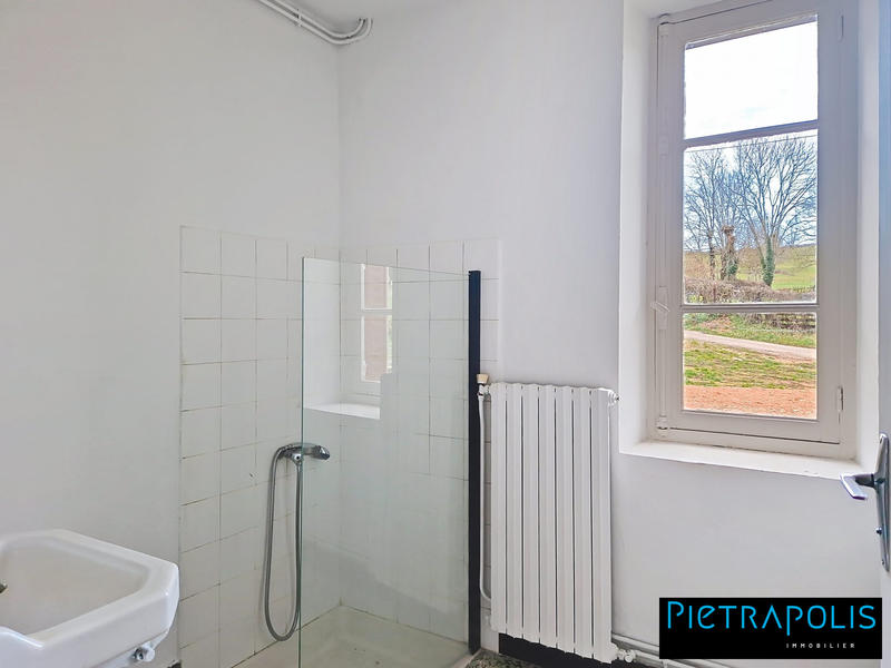 Maison ancienne - 149 m² - 3 pièces