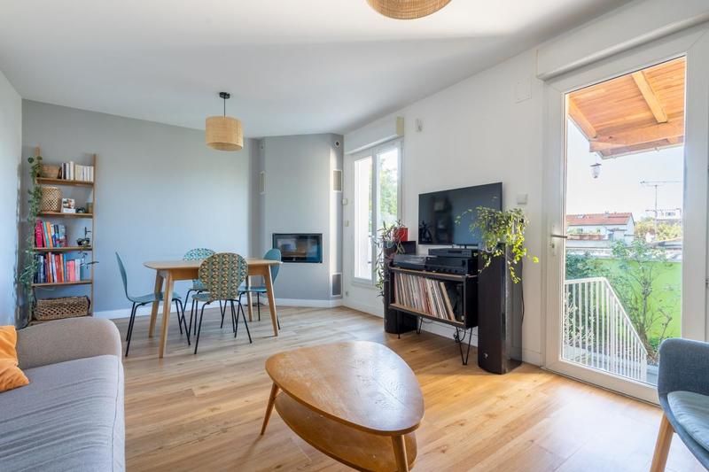 Maison - 101 m² - 4 pièces