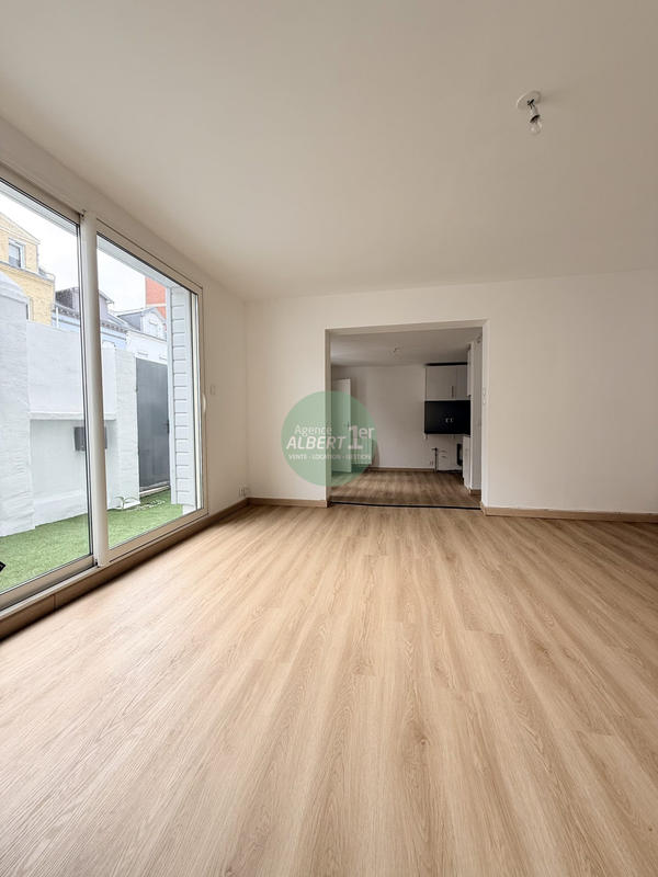 Maison - 83 m² - 4 pièces