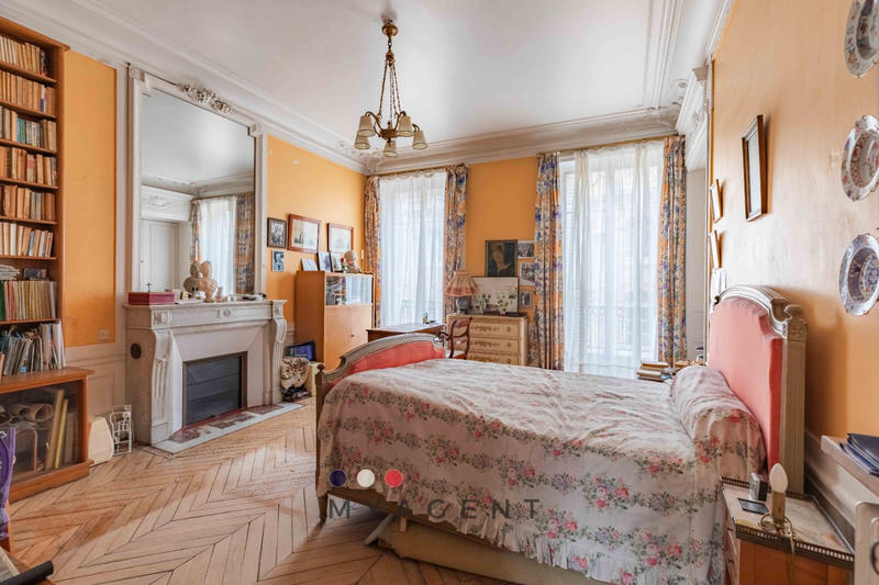 Appartement - 177 m² - 5 pièces