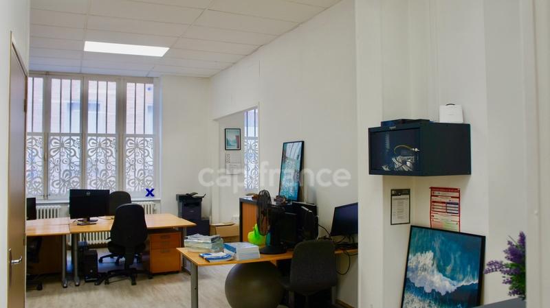 Bureau - 115 m² - 5 pièces