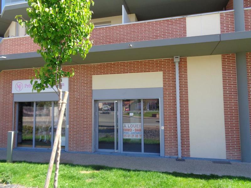 Divers - 132 m² - 1 pièce