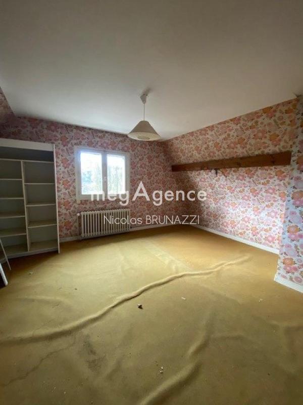 Propriété - 264 m² - 11 pièces