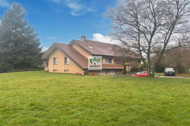 Maison - 300 m² - 11 pièces