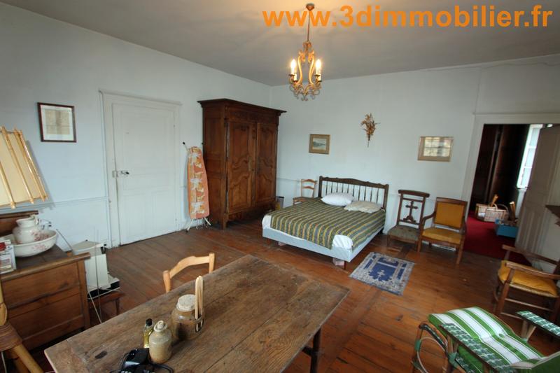 Maison - 272 m² - 11 pièces