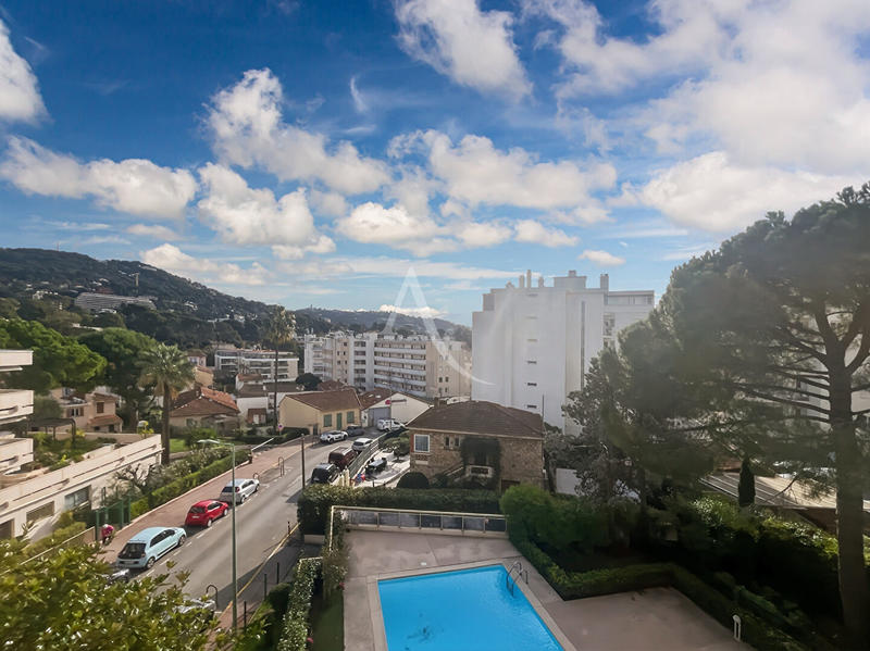 Appartement - 91 m² - 4 pièces