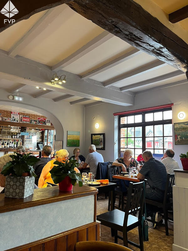 Fonds de commerce - Magasins - 251 m²