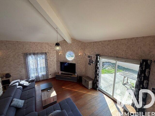 Maison - 147 m² - 5 pièces