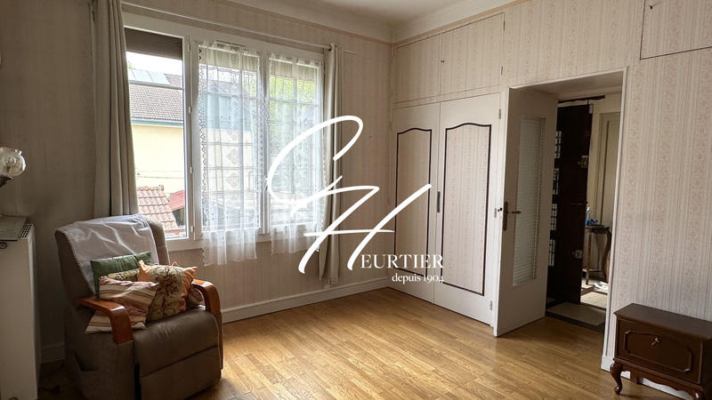 Maison - 85 m² - 6 pièces