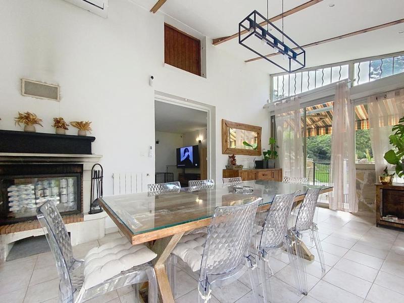 Maison - 153 m² - 4 pièces