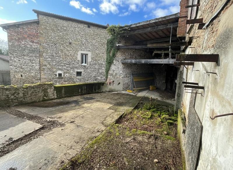 Maison - 200 m² - 4 pièces