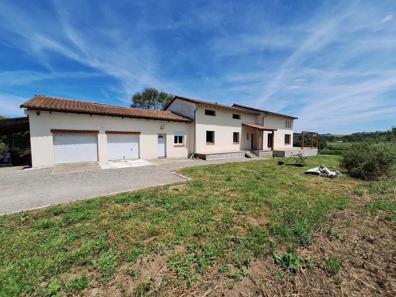 Villa - 203 m² - 5 pièces