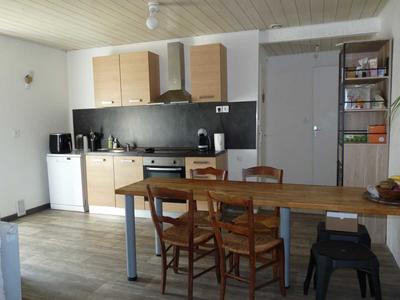 Maison - 142 m² - 8 pièces