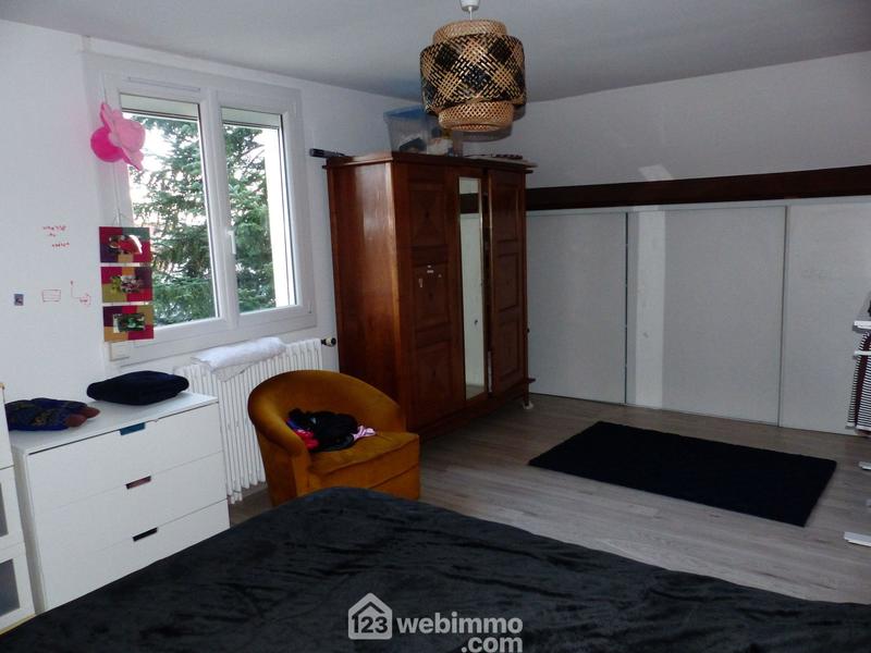 Maison - 185 m² - 7 pièces