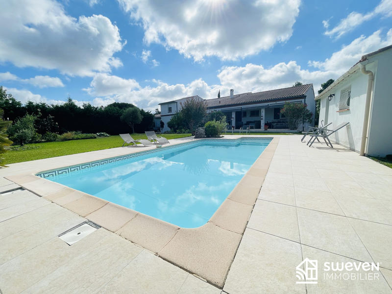 Maison ancienne - 172 m² - 7 pièces