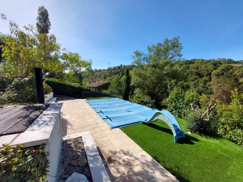 Villa - 157 m² - 6 pièces