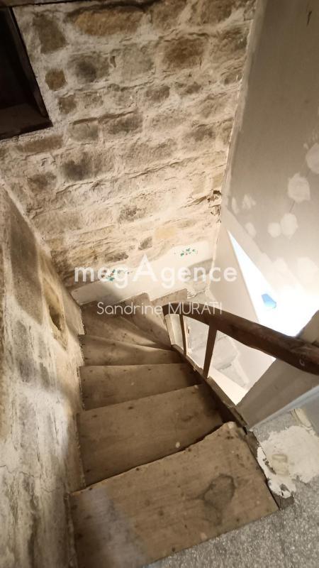 Maison - 228 m² - 7 pièces