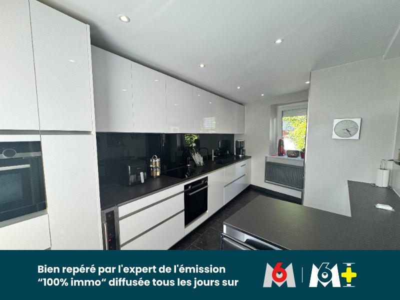 Maison - 226 m² - 6 pièces