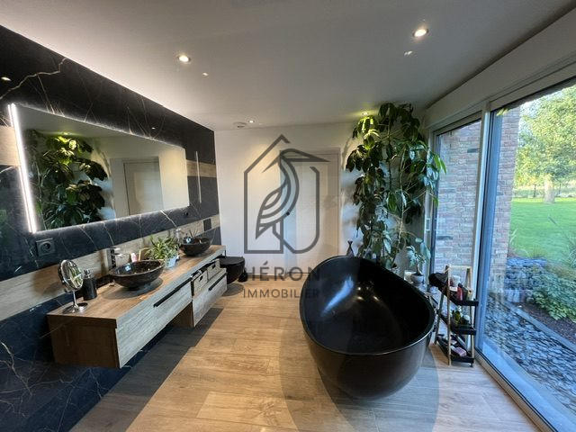 Maison - 177 m² - 5 pièces