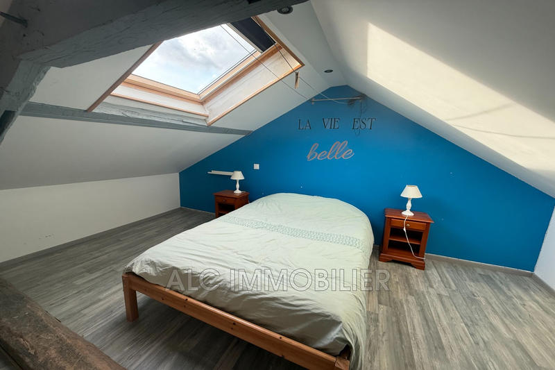 Maison - 137 m² - 2 pièces