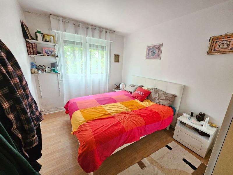 Appartement - 80 m² - 5 pièces