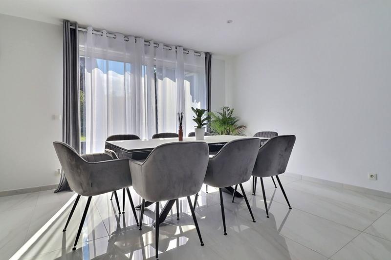 Maison - 119 m² - 6 pièces