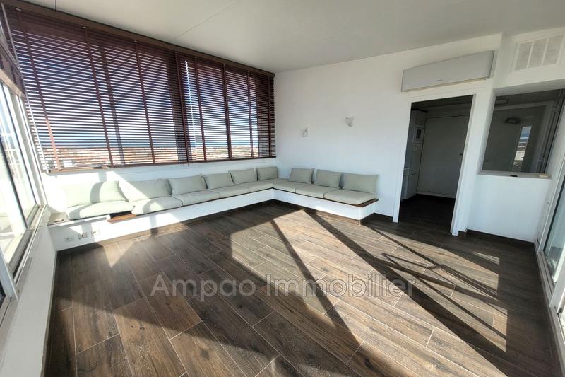 Appartement - 250 m² - 4 pièces