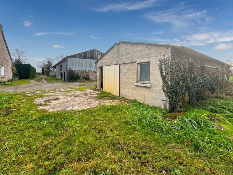 Propriété - 225 m² - 8 pièces