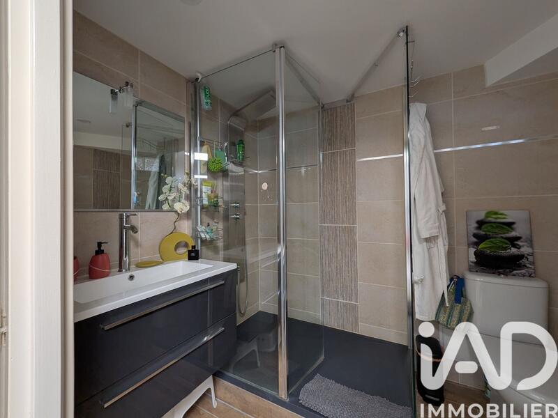 Maison de maîtres - 300 m² - 10 pièces