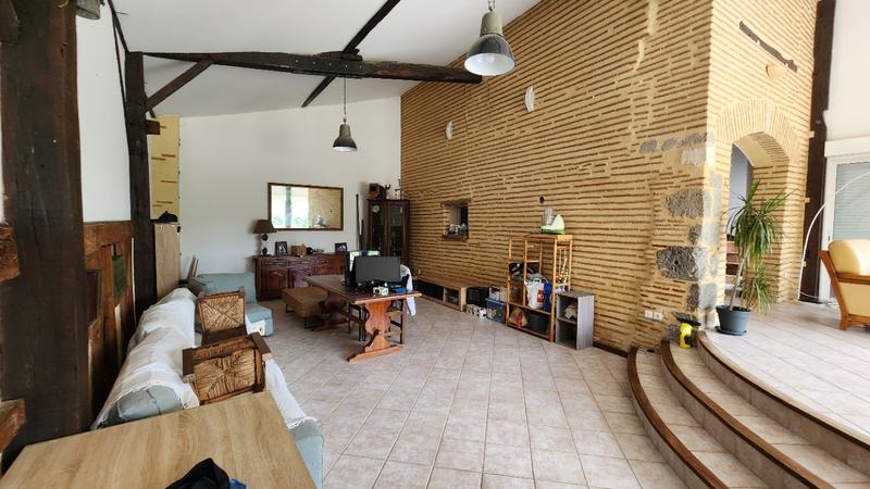 Maison - 180 m² - 4 pièces