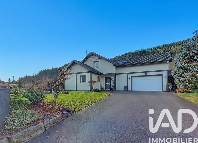 Maison - 165 m² - 8 pièces