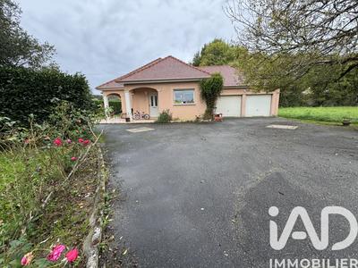 Maison - 147 m² - 6 pièces