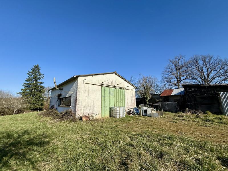 Maison - 180 m² - 4 pièces