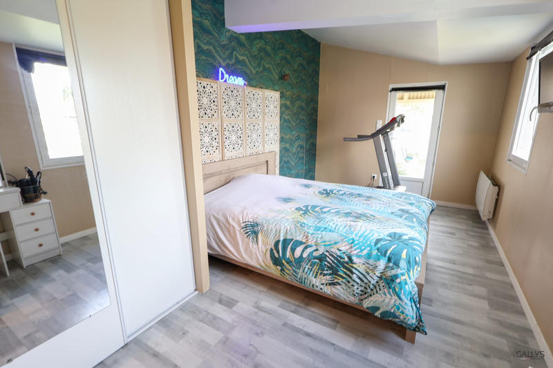 Maison - 115 m² - 5 pièces