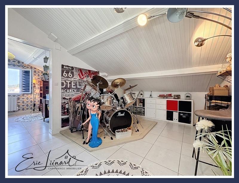 Maison - 168 m² - 7 pièces