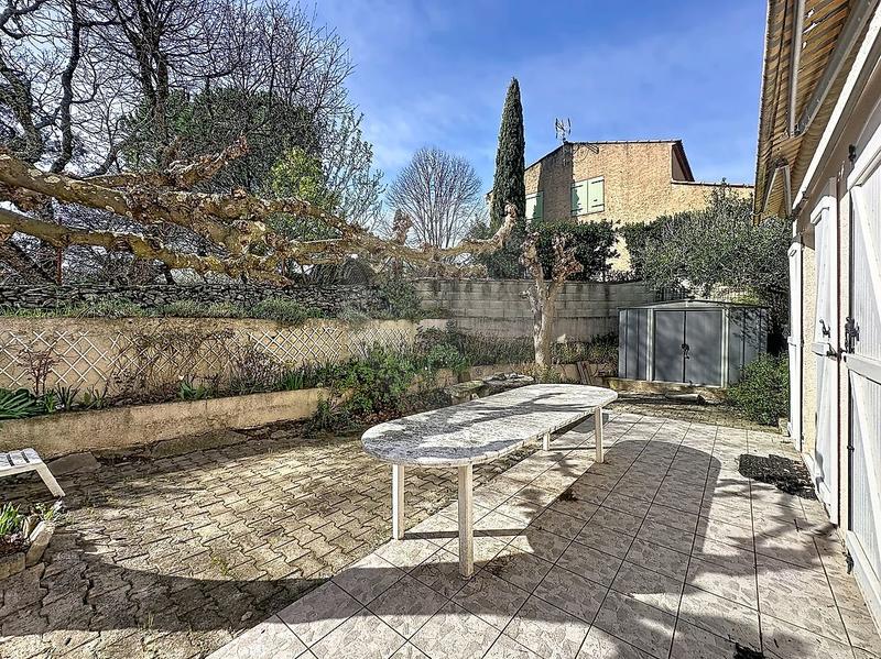 Maison - 99 m² - 5 pièces